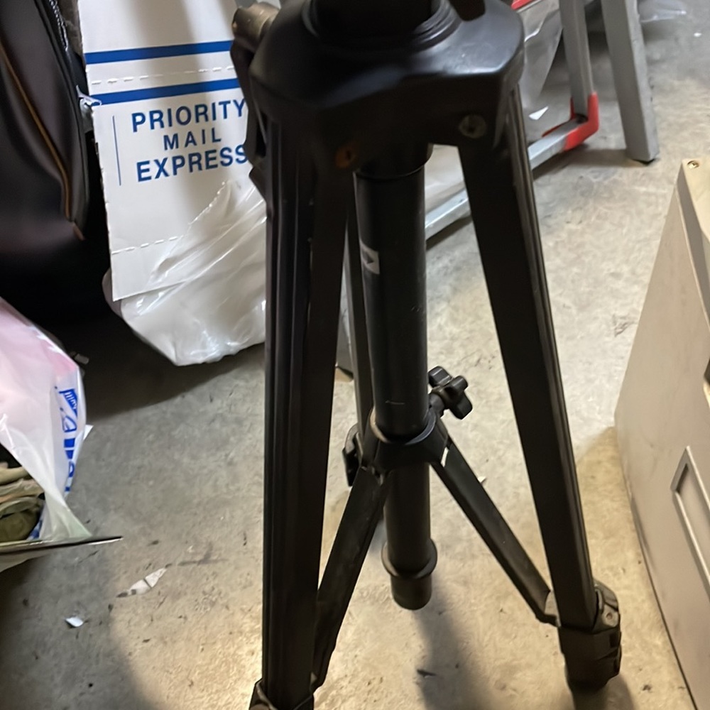 Camera Tripod Sears - Picture 4 of 12